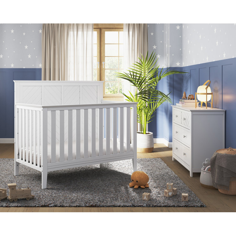 Child Craft Atwood Convertible Crib, Dresser and Dressing Kit 3Piece